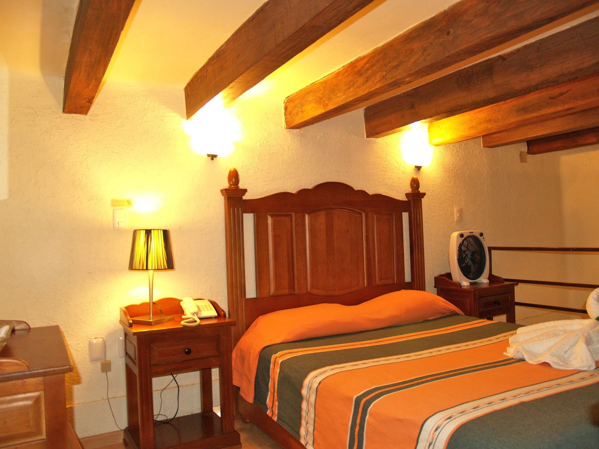Hotel Refugio Agustino Morelia Dış mekan fotoğraf