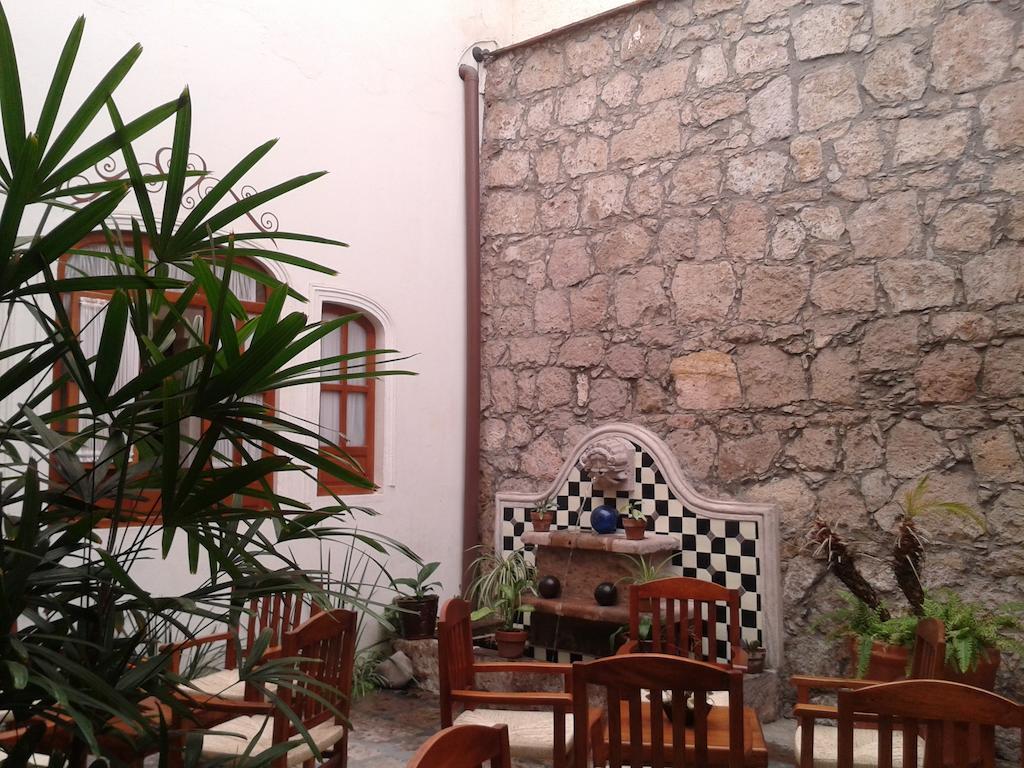 Hotel Refugio Agustino Morelia Dış mekan fotoğraf