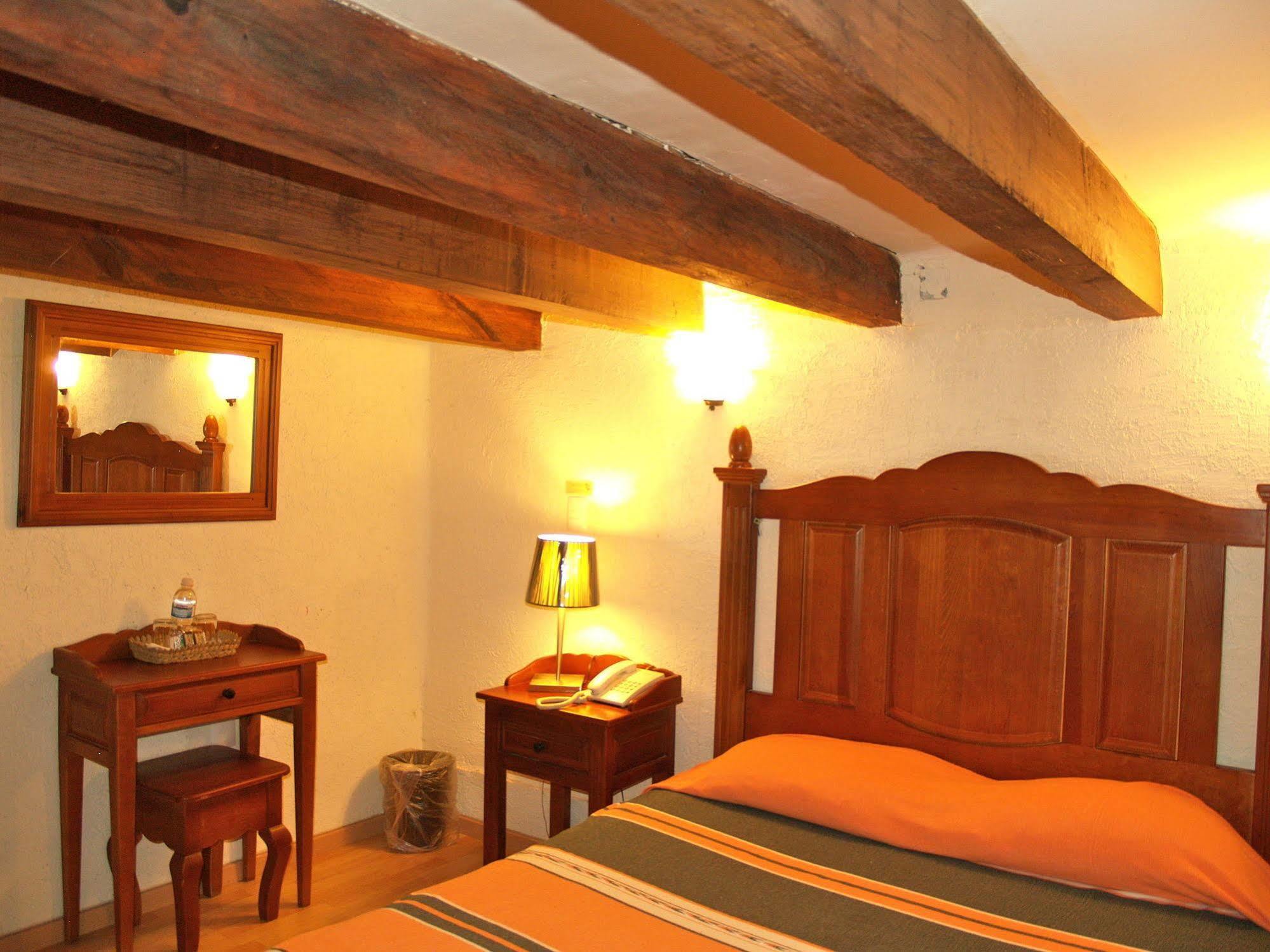 Hotel Refugio Agustino Morelia Dış mekan fotoğraf